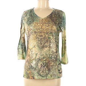 7 Wonders v-neck top with 3/4 length sleeves